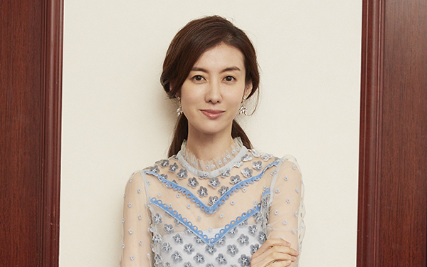 板谷由夏＆ともさかりえ、子育てトーク。「あのときを集めてやり直したい」