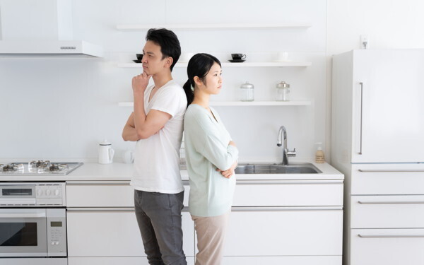 なにもしない夫・察しない夫はどうして？「いつも自分のことばかり」が「自分から動く」 に変わるには