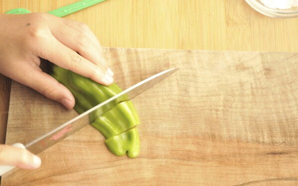 夏休みの自由研究、どうする？「料理を科学する」ナショジオ式、親子で実験！