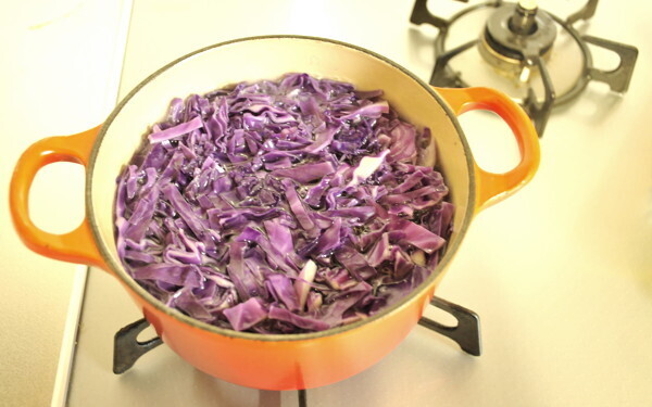 夏休みの自由研究、どうする？「料理を科学する」ナショジオ式、親子で実験！