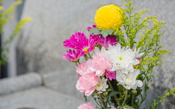 これで義実家のお墓参りも安心！ 一生役立つお墓参りの作法