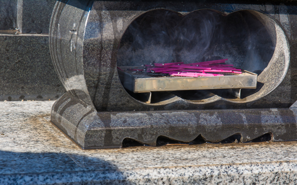 これで義実家のお墓参りも安心！ 一生役立つお墓参りの作法