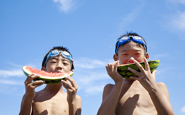 夏休み、イライラ増加するママが90％！ リアル体験談でみえたストレス解消法