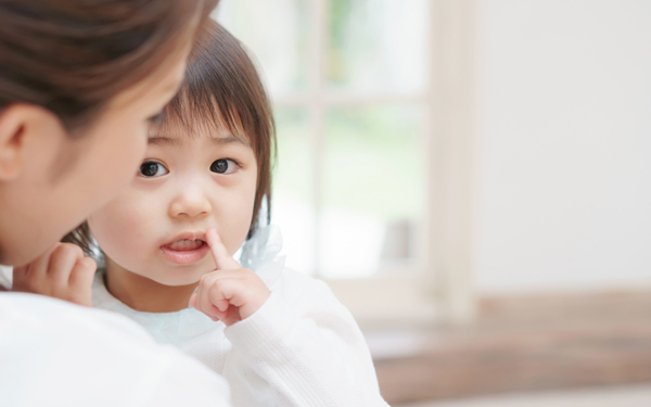 「ありがとう」「ごめんね」が言えない子どもに、大人のモノサシは通じる？