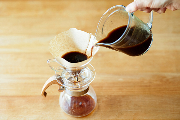 「水出し」ドリンクが簡単でおいしい！ ひんやりキープは保冷水筒＆ポットが便利