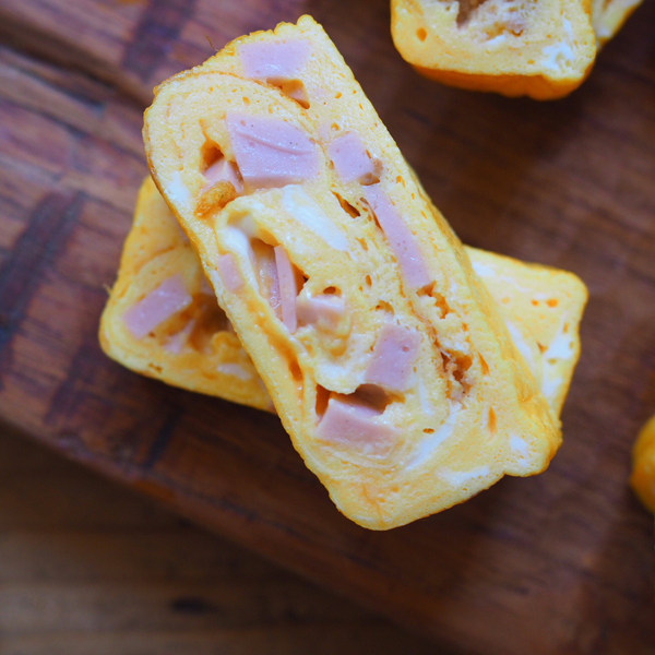 卵焼きを冷めてもふわふわにするコツ！ 甘い卵焼きの定番レシピ【MAYAさんちのお弁当レシピ  Vol.2】