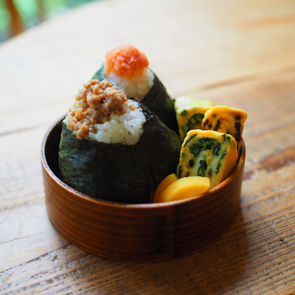 卵焼きを冷めてもふわふわにするコツ！ 甘い卵焼きの定番レシピ【MAYAさんちのお弁当レシピ  Vol.2】