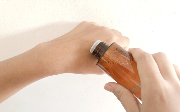 手がシワシワになる前に「たった3ステップ」時短ハンドケア