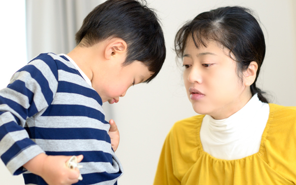 子育て環境の変化が、ママの罪悪感と不安を高めている【ママのイライラ言葉変換辞典 第1回】