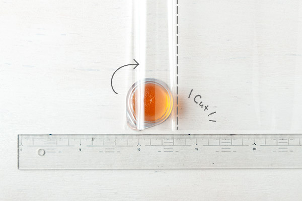 ハロウィンのおもてなしに！ 子どもがよろこぶお菓子のネックレス【昔ながらが”今”楽しい！レトロアートレシピ Vol.15】