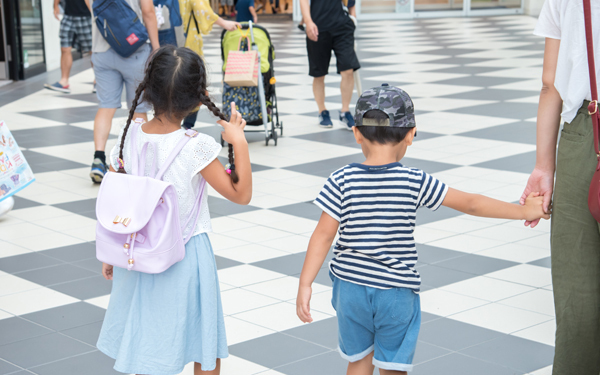 迷子はレジで起こる!? 一瞬でいなくなる子どものヒヤッとエピソード