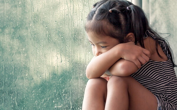 「助けて！」子どものSOSサイン、見つけ方と対処法