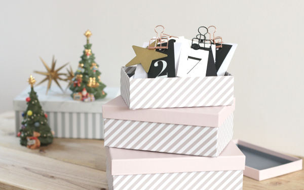 アドベントカレンダーを手作り！ お菓子や電車など好きなものを入れてみよう