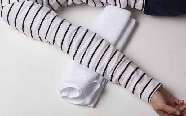 「1日5分、タオル1枚」たったこれだけ産後ママのセルフケア【ママの心が軽くなる「助産師さんの子育てヒント」 第3回】 