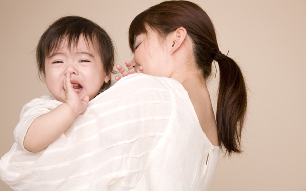 赤ちゃんとの外出で気になる他人の視線。不安を感じるママは9割近くも！【パパママの本音調査】  Vol.307