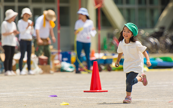 ママ大忙しの運動会。場所取り、弁当、撮影…どうすれば楽になる？
