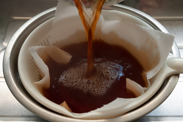 草木染めを野菜で作ろう！ 身近な材料で子どもと楽しむ方法【昔ながらが”今”楽しい！レトロアートレシピ Vol.17】