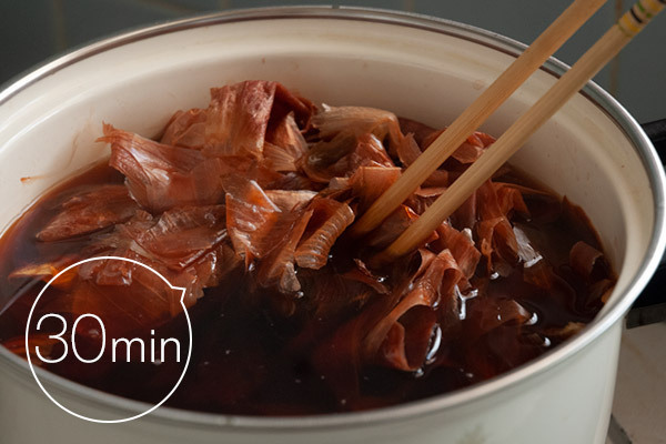 草木染めを野菜で作ろう！ 身近な材料で子どもと楽しむ方法【昔ながらが”今”楽しい！レトロアートレシピ Vol.17】