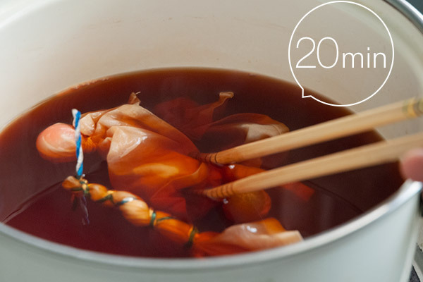 草木染めを野菜で作ろう！ 身近な材料で子どもと楽しむ方法【昔ながらが”今”楽しい！レトロアートレシピ Vol.17】