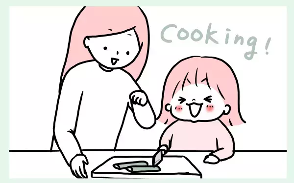 4歳で包丁デビュー！ 親のヒヤヒヤをよそにお手伝い熱は加速する!?【モチコの親バカ＆ツッコミ育児 第61話】