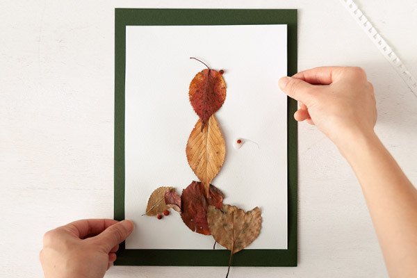 落ち葉アート「これって何の形？」秋を楽しむ簡単工作【昔ながらが”今”楽しい！レトロアートレシピ Vol.18】