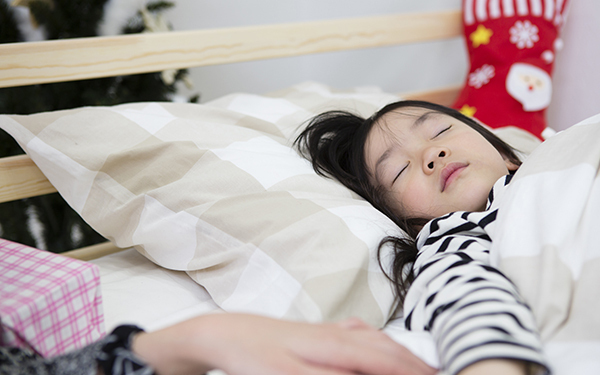 サンタさんのやめ時っていつ？ 子どもの心を傷つけない卒業方法とは【パパママの本音調査】  Vol.310