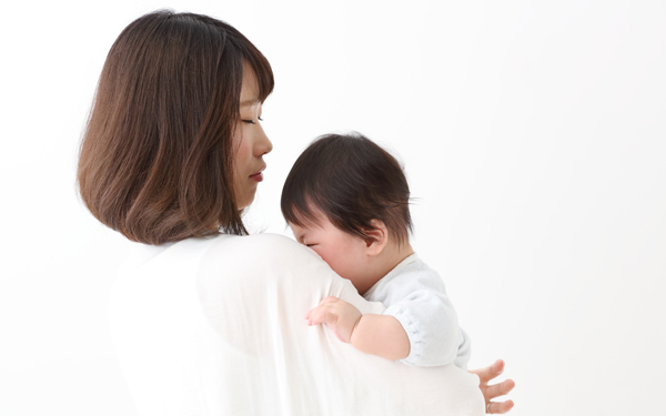 「母親のくせに！」泣き止まない赤ちゃんに焦るママを苦しめるもの