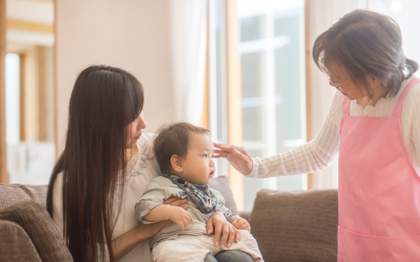「母親のくせに！」泣き止まない赤ちゃんに焦るママを苦しめるもの