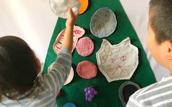 クリスマスツリーはたたむ時代？　おしゃれなのに省スペース・高コスパ「クリスマスデコレーション6選」