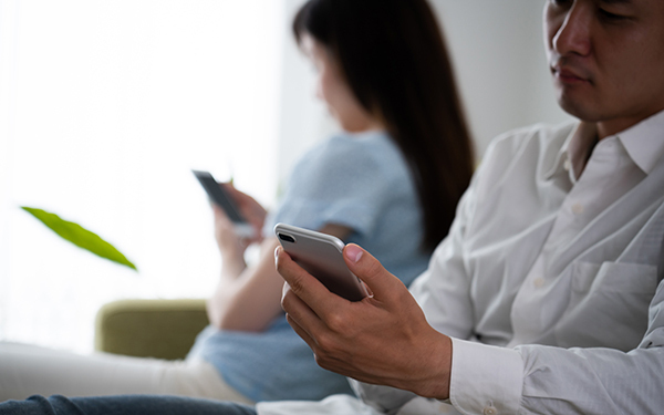 夫婦喧嘩をしない夫婦も意外と多い…！でも円満なわけじゃない！ アンケート結果からみえる夫婦の関係性とは