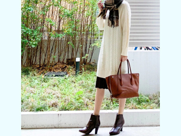 着太りの心配なし！ ユニクロ「ニットワンピ」細見えコーデ【ユニクロ大人コーデ～アメブロ30代ファッション1位 Hanaさん ～ Vol.40】