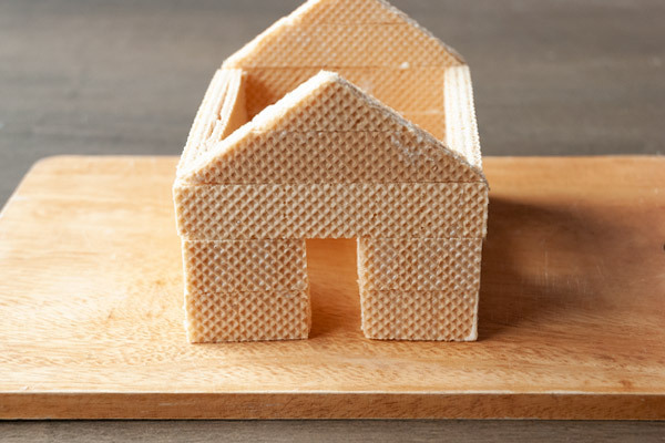 お菓子の家が1000円以内！ 組み立てるだけ超簡単ヘクセンハウス【昔ながらが”今”楽しい！レトロアートレシピ Vol.19】