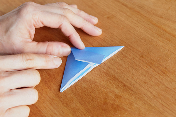 クリスマスリース＆お正月飾りに！ 簡単「折り紙リース」の作り方