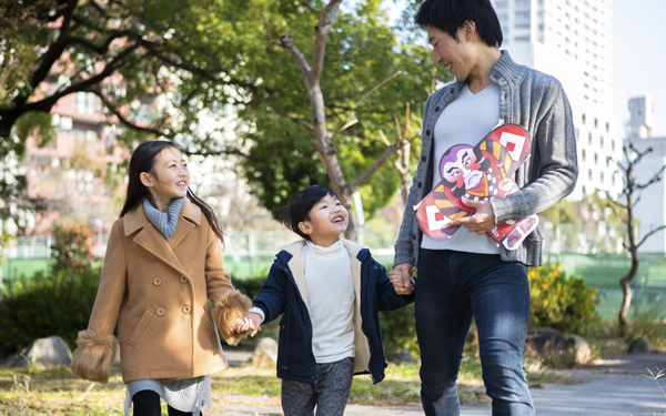 子どものお年玉金額どうする？ 親を悩ませるお年玉相場と裏事情【パパママの本音調査】  Vol.315