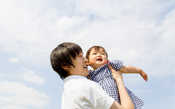 「娘の結婚観はパパで決まる？」幼児期のパパの役割【ずっと「パパ大好き」と言われたい！　お悩みパパの“娘トリセツ” 第1回】