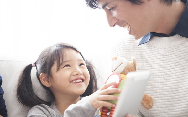 小学生女子に嫌われない「娘のほめ方・叱り方」【ずっと「パパ大好き」と言われたい！　お悩みパパの“娘トリセツ” 第2回】