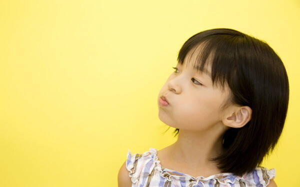 何も話さなくなる娘「パパ、うざい」と思われない接し方【ずっと「パパ大好き」と言われたい！　お悩みパパの“娘トリセツ” 第3回】