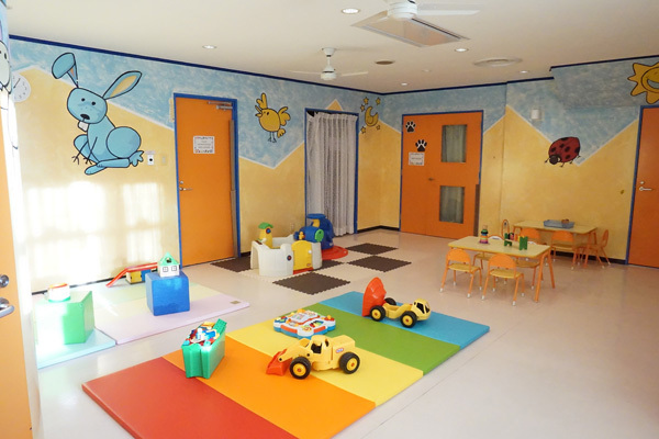 子どものスキーデビューは何歳から？ 必要な持ち物&おすすめスポット3選