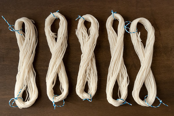 コーヒーで染める毛糸だま作り【昔ながらが”今”楽しい！レトロアートレシピ Vol.21】