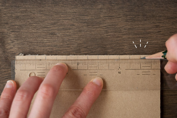 初めての編み物　子どもと作る毛糸コースター【昔ながらが”今”楽しい！レトロアートレシピ Vol.22】