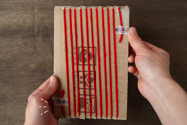 初めての編み物　子どもと作る毛糸コースター【昔ながらが”今”楽しい！レトロアートレシピ Vol.22】