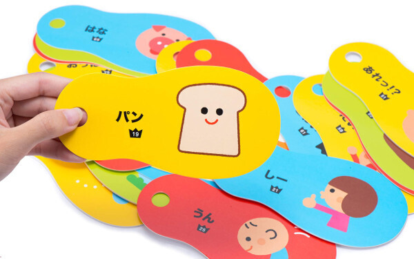 ママより〇〇が上位？　1位は意外なあの言葉「赤ちゃんが話し始める言葉ランキング」