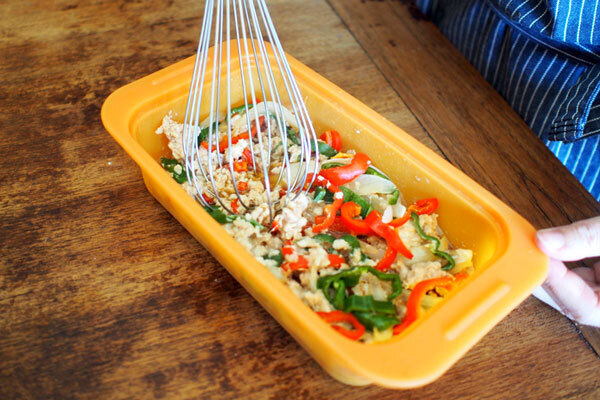 お肉も野菜もパクパク食べる！ レンジで簡単「ガパオどんぶり」【1品で大満足！ こどもどんぶり Vol.1】