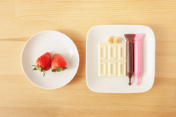 子どもとおいしいひな祭り「 イチゴの手作りおひな様 」【昔ながらが”今”楽しい！レトロアートレシピ Vol.24】