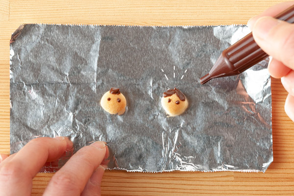 子どもとおいしいひな祭り「 イチゴの手作りおひな様 」【昔ながらが”今”楽しい！レトロアートレシピ Vol.24】