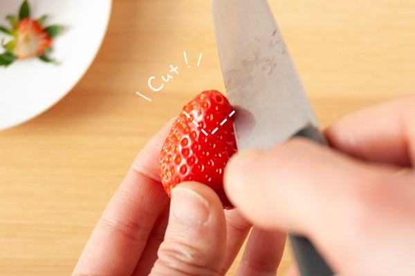 子どもとおいしいひな祭り「 イチゴの手作りおひな様 」【昔ながらが”今”楽しい！レトロアートレシピ Vol.24】