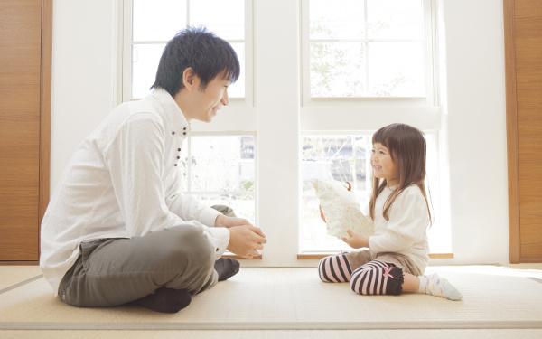 「娘と2人きりはムリ！」子育て苦手パパがそう思ってしまうホントの理由