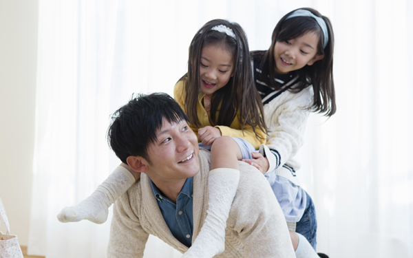 家事育児しなくても、“愛されている夫”とは？ 妻が思う結婚してよかった夫