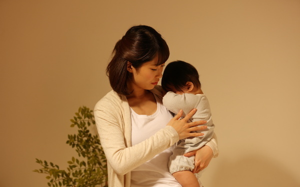 「俺のごはんは？」育児でヘトヘト妻の“怒りの地雷”を踏む夫の一言【夫にイライラするのはどうして？　脳から科学する“妻のトリセツ” 第2回】