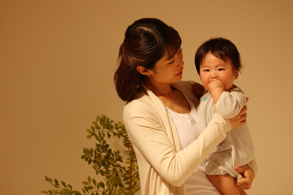 寝不足ママ必見！「赤ちゃんの眠りの悩み」を改善する3つのステップ【赤ちゃんにもママにも優しい安眠ガイド 第1話】